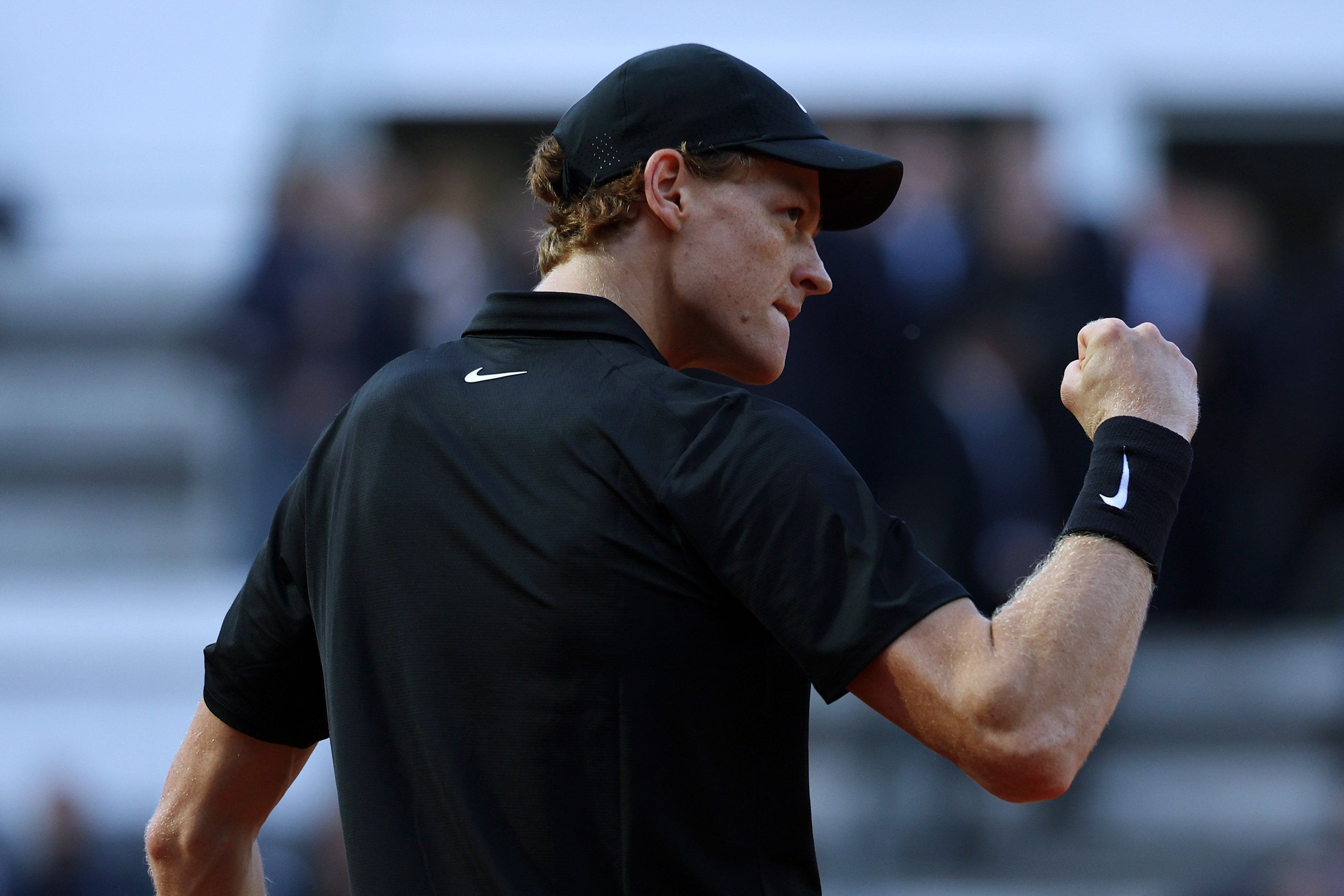 Sinner bate Medvedev, vai à final do Masters 1000 de Roma e atinge marca impressionante