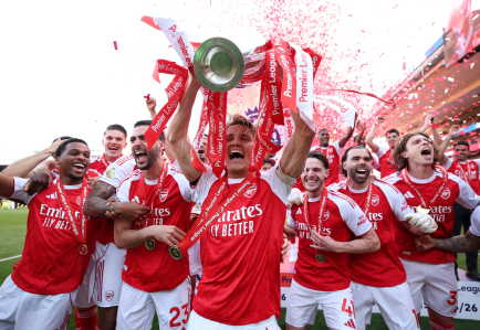 Arsenal comemora o título da Premier League 2025/26