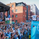 City 'paralisa' cidade de Manchester em evento de despedida de Pep Guardiola