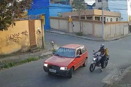 Briga de trânsito no bairro Candelária