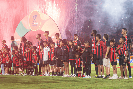 Time do Vitória vai em busca da classificação para as quartas de final