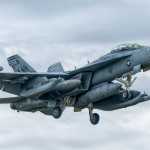 Irã denuncia ofensiva aérea americana e bombardeia base militar dos EUA em contra-ataque