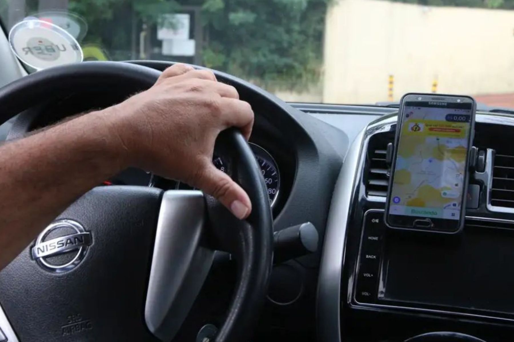 Novo crédito para motoristas de aplicativo e taxistas gera impacto negativo para locadoras