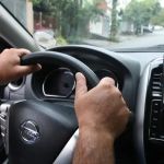 Dupla que morreu após troca de tiros tinha roubado e abandonado motorista de app na BR
