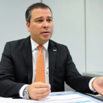 Mendonça autoriza transferência de ex-presidente do BRB, e delação avança