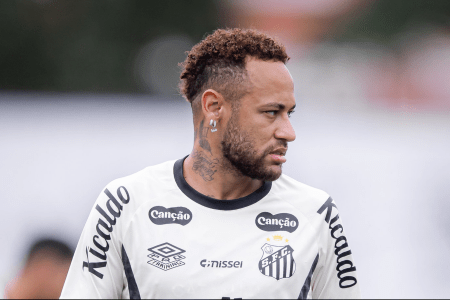 Neymar, do Santos, vive expectativa de ir à Copa do Mundo com a Seleção Brasileira