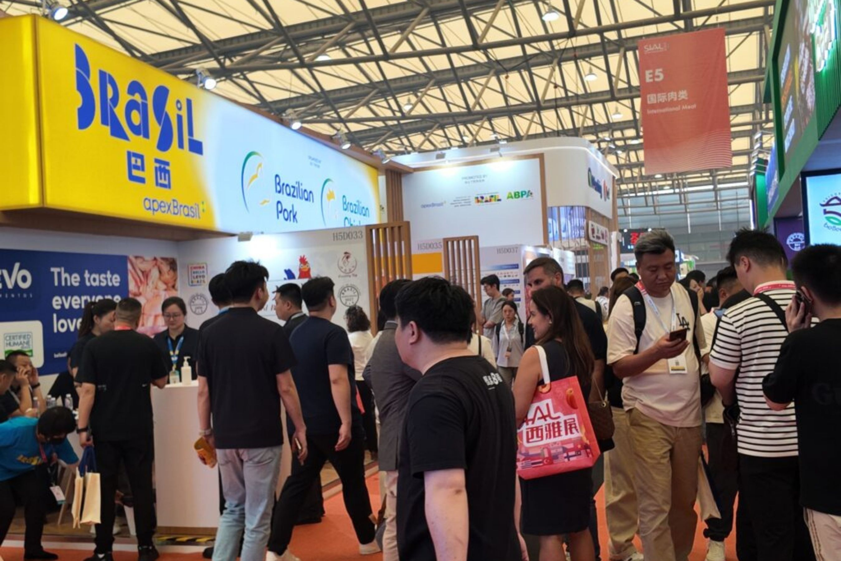 Exportadores de carne projetam US$ 45,5 milhões em negócios com a China após megafeira