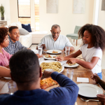 Fim da mesa de jantar? A nova tendência mais elegante e prática de 2026