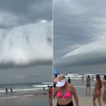Vídeo mostra nuvem impressionante tomando o céu no litoral de São Paulo