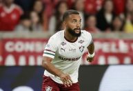 Narrador dispara contra titular do Fluminense em jogo com Inter: 'Vai à merda'