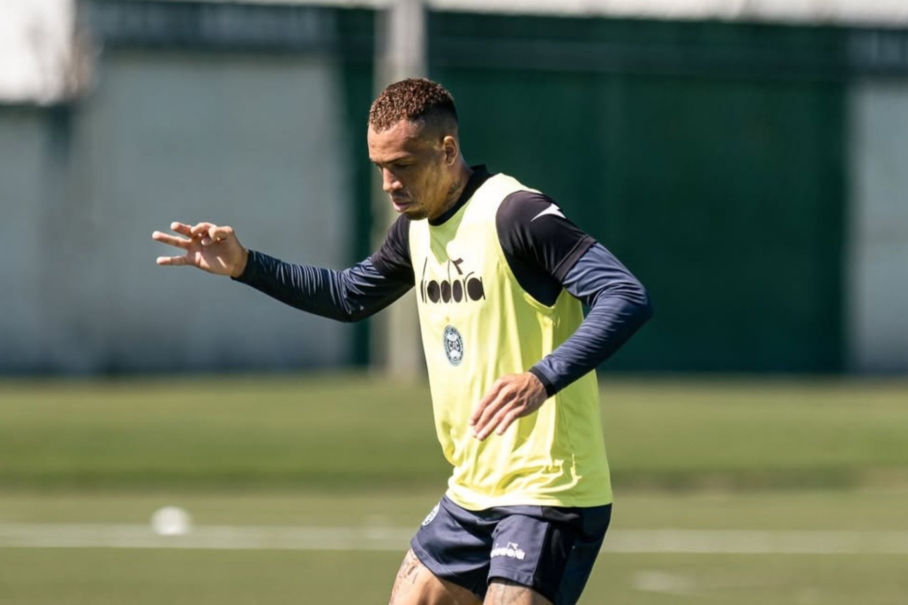 Coritiba tem retornos e desfalques para encarar o Inter pelo Brasileirão