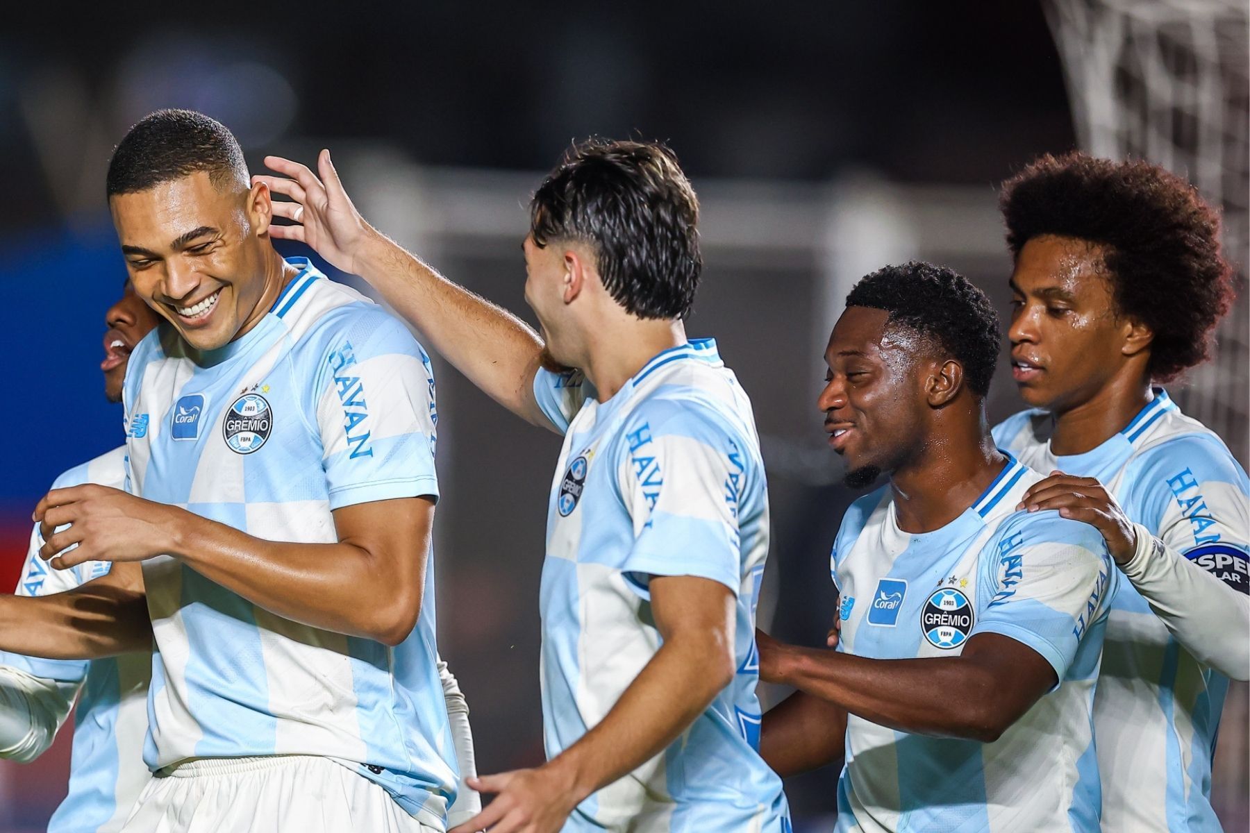 Grêmio fatura premiação em dinheiro após goleada contra Riestra pela Sul-Americana