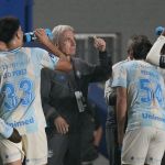 Luís Castro, do Grêmio, é direto sobre manutenção de novo esquema contra Flamengo