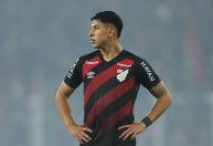 Titular do Athletico-PR é punido pelo STJD e vira desfalque contra Vasco e Flamengo