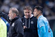 Neymar, Gabigol e Rollheiser: Cuca analisa chance de repetir trio no Santos
