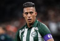 Titular do Coritiba entra em pré-lista e pode ser convocado à Copa do Mundo