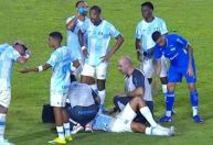 Zagueiro do Grêmio entra nos acréscimos do 1º tempo, mas é substituído no intervalo