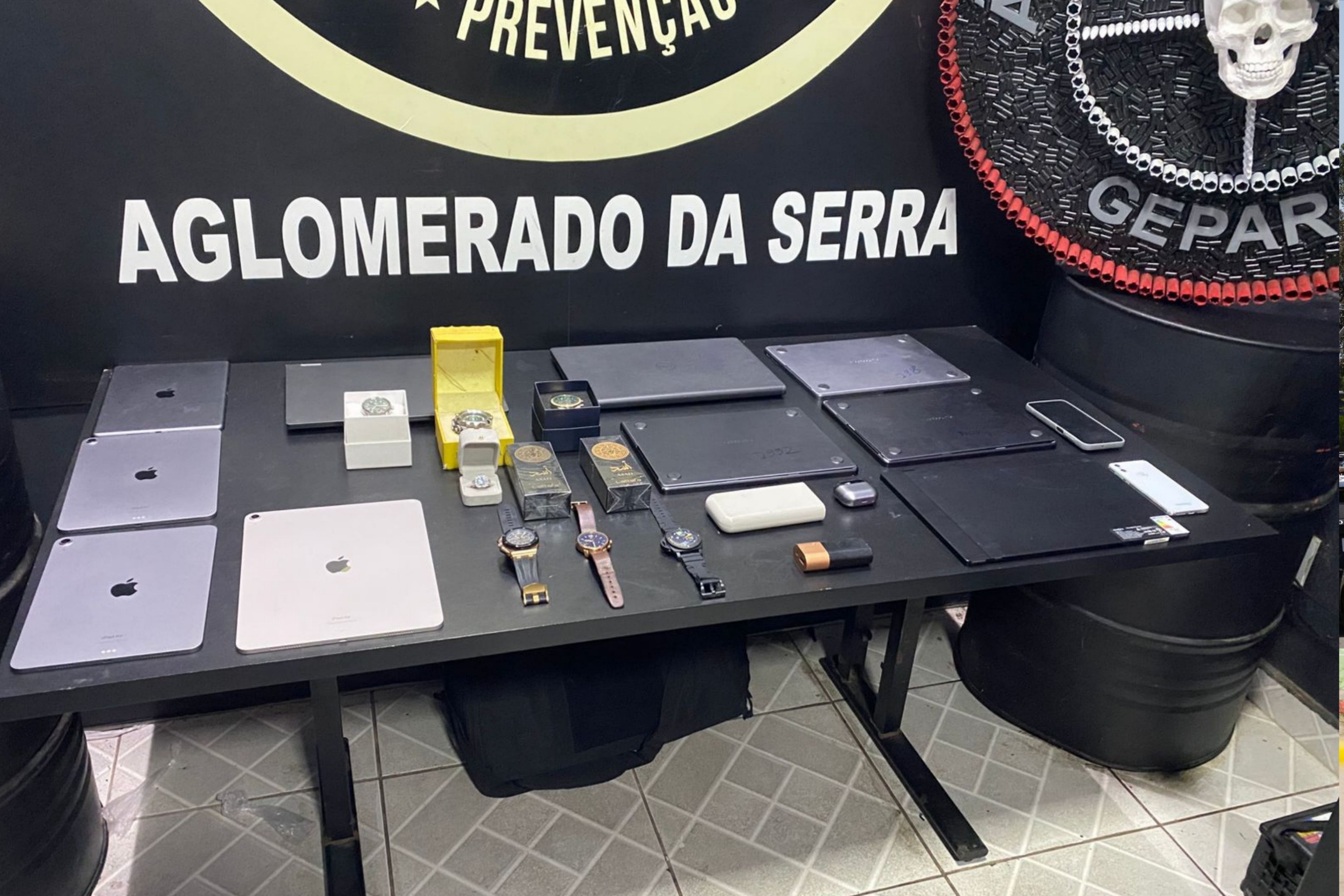 Homem é preso em BH suspeito de vender produtos roubados pela internet