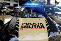 Homem é encontrado morto com fio enrolado no pescoço e marca de tiro em Santa Luzia