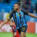 Grêmio bate Palestino e segue em busca da vaga direta às oitavas da Sul-Americana