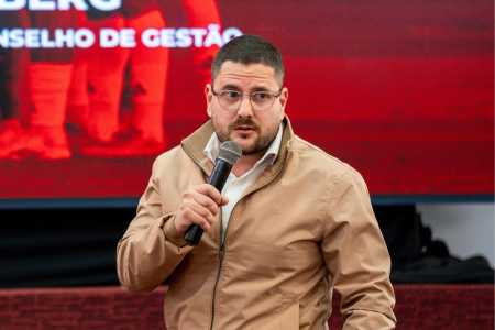Victor Grunberg, vice de futebol do Internacional