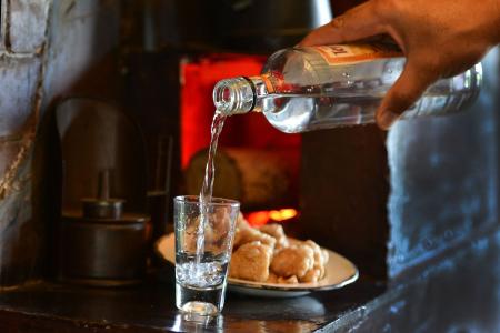 Dia da Cachaça Mineira: líder nacional, estado movimenta mais de R$ 600 milhões