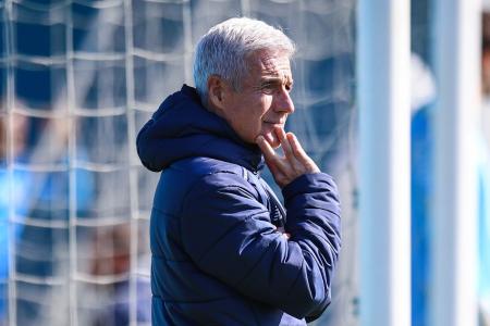 Luís Castro em treino do Grêmio no CT Luiz Carvalho, em Porto Alegre