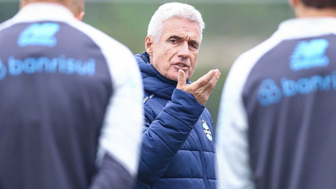 Grêmio perde dupla titular para encarar o Santos; veja opções de Luís Castro