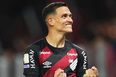 Portilla representa o Athletico-PR na Copa do Mundo