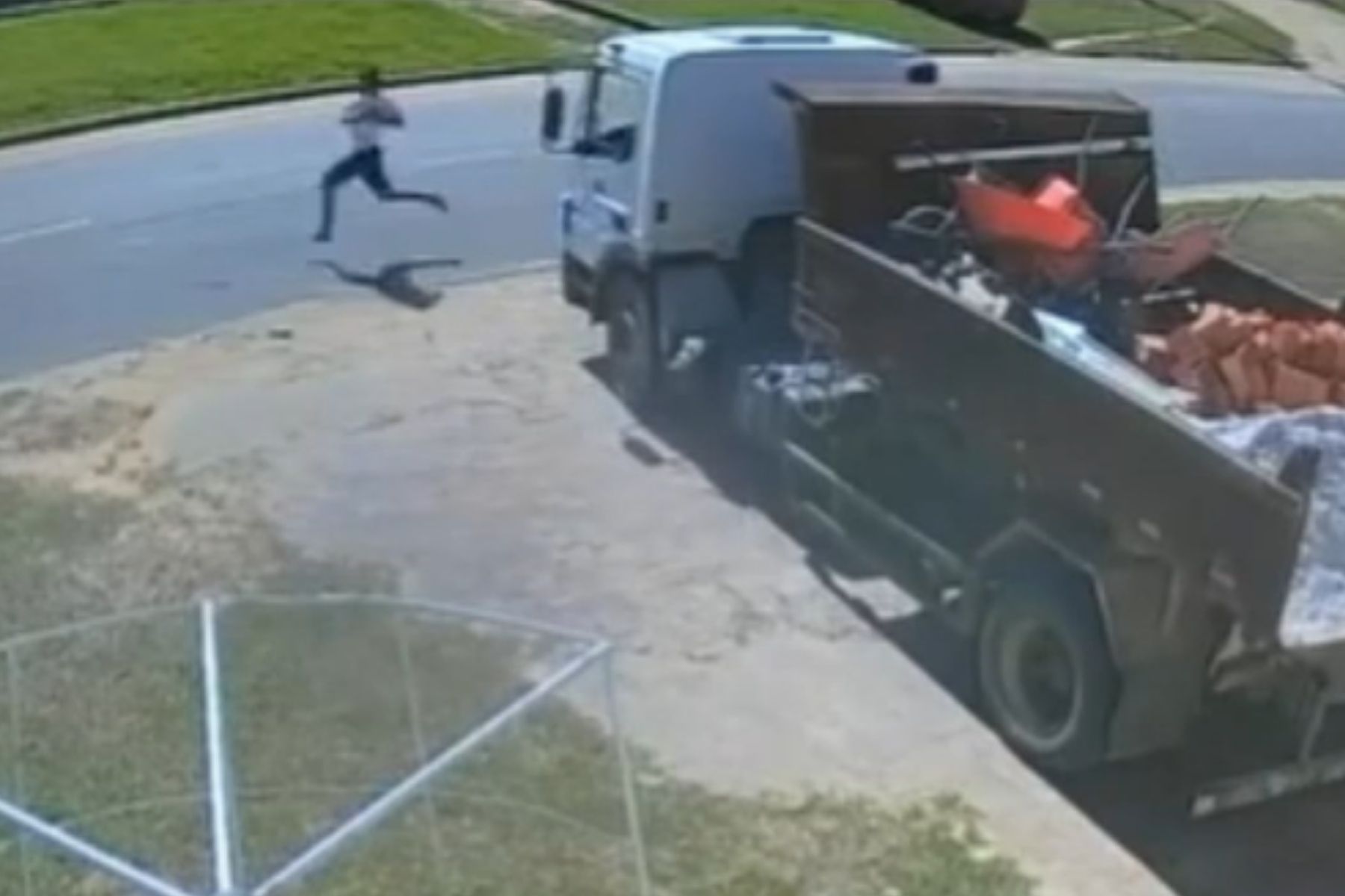 Homem finge ir ao banheiro para fugir de audiência de custódia no Acre; veja vídeo