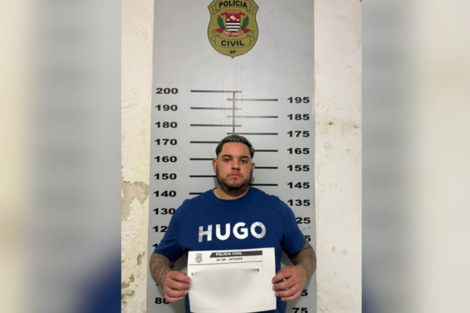 Motorista de Porsche é preso após dirigir embriagado e bater em quatro carros em SP