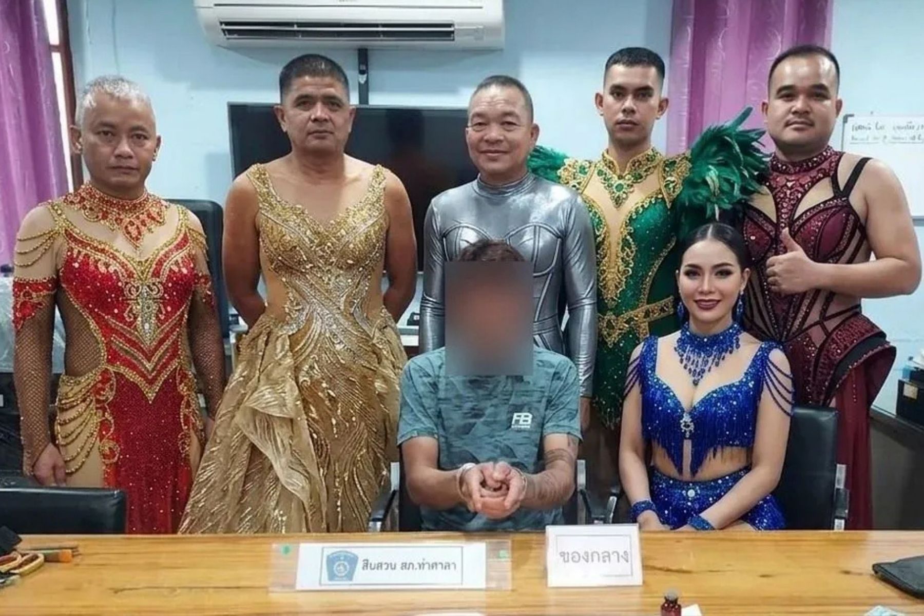 Policiais se disfarçam de drag queens para prender suspeito de tráfico de drogas