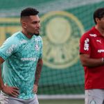 Palmeiras toma decisão e relaciona Paulinho para clássico contra o Santos