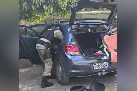 Carro de Silvanildo preso em Várzea da Palma • PMMG