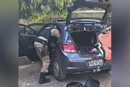 Carro de Silvanildo preso em Várzea da Palma • PMMG