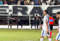 Democrata-GV bate Vitória-ES em casa e assume liderança no Grupo D da Série D