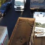 Acidente entre duas carretas causa congestionamento no Anel Rodoviário