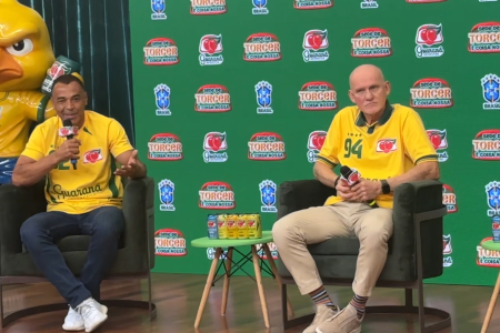 Cafu e Taffarel em evento pré-convocação para a Copa do Mundo
