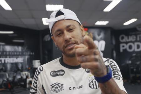 Neymar foi convocado para representar a Seleção Brasileira na Copa do Mundo
