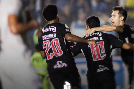 Vasco avançou na Copa do Brasil ao empatar com Paysandu