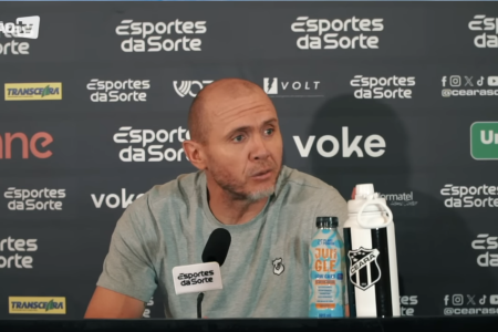 Mozart, técnico do Ceará, exaltou Atlético após eliminação na Copa do Brasil