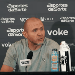 Técnico do Ceará aponta Atlético como 'terceira força' do Brasil após eliminação