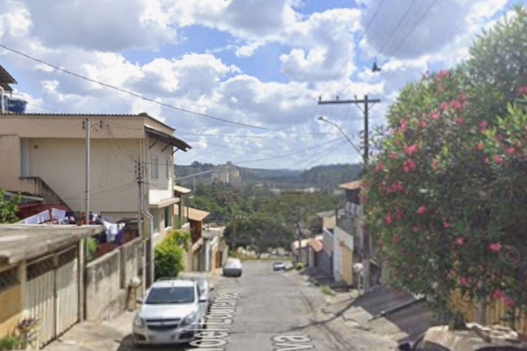 Homem é morto a tiros em Pedro Leopoldo; suspeito é preso fugindo pelos telhados