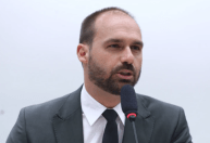 Eduardo Bolsonaro critica encontro de Lula com Trump: 'E a soberania nacional?'