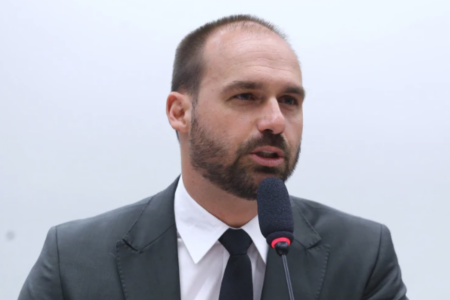 Eduardo Bolsonaro criticou o encontro de Lula com Trump