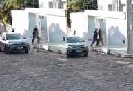 Vídeo mostra mulher sendo rendida em sequestro no interior de MG; mãe e filha foram resgatadas