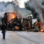 Corpos das oito vítimas de grave acidente na BR-251 são levados para BH