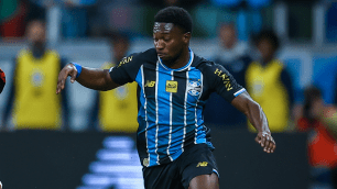 Grêmio veta liberação de titular após convocação para amistosos antes da Copa