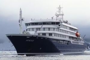 Hantavírus: passageiros de navio devem desembarcar na Espanha neste domingo (10)
