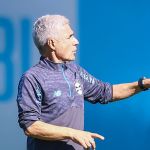 Luís Castro tem dúvida no Grêmio para encarar o Confiança pela Copa do Brasil